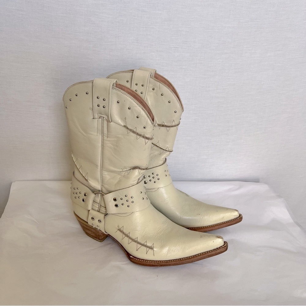 Cowboy Cream Small Heeled Boots for Women